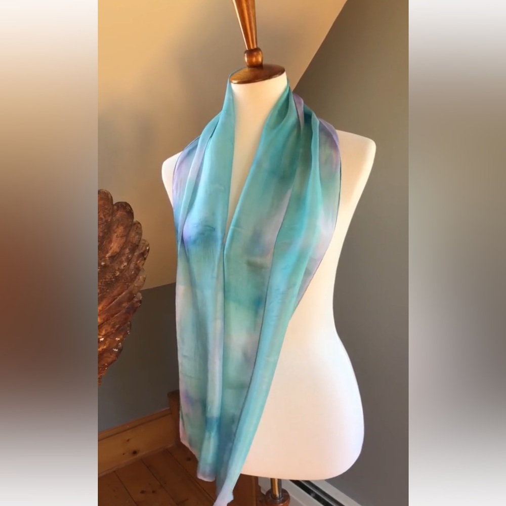 Authentic Vintage Annalisa  silk scarf - Picture 2 of 12